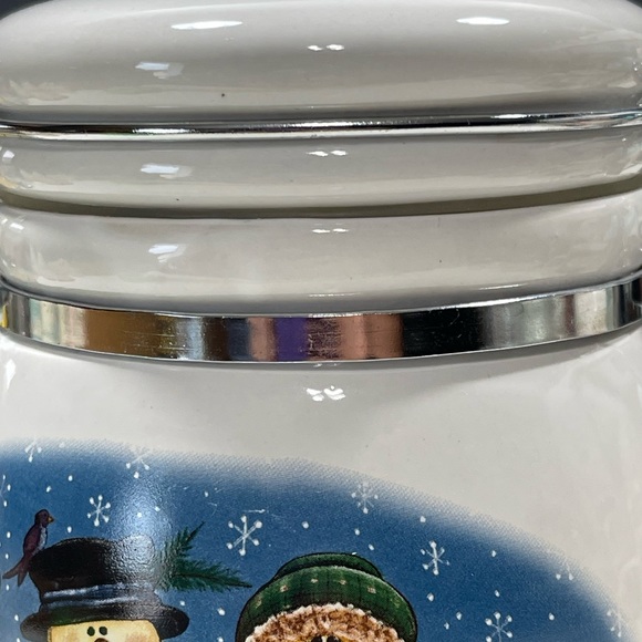 Designpac Mindy Cain Snowman Airtight Latched Lid Ceramic Canister (T39) - Picture 7 of 12